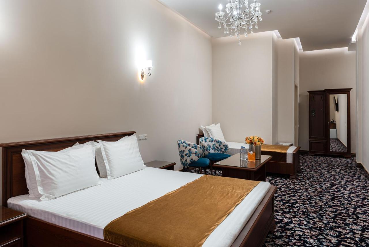 Aqua Hotel Tashkent Exterior photo